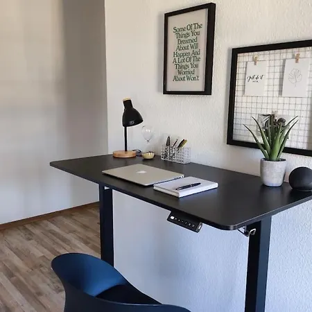 Apartment Designerwohnung In *