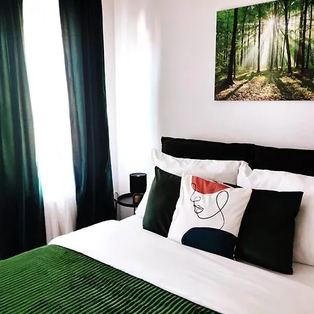 Designerwohnung In Apartment *